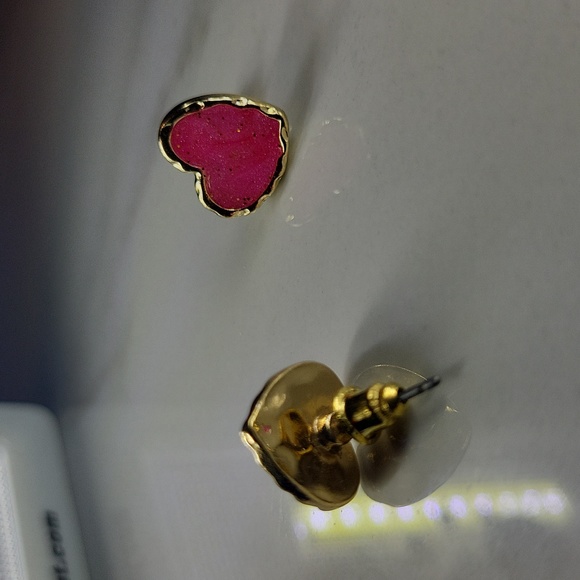 Glittery Gold Pink Heart Earrings - Picture 3 of 3